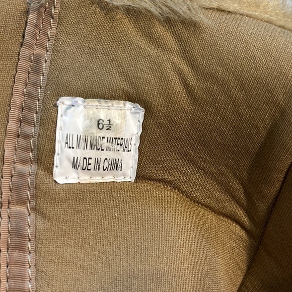 Native American inspired 14โH Suede look fur & rhinestone trim Boots Size 6.5 - Picture 3 of 7